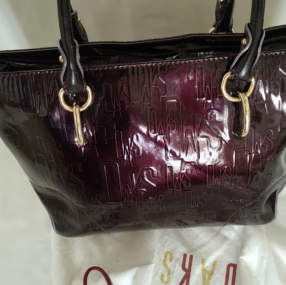 Daks Patent leather Handbag (With Code) - Picture 11 of 16